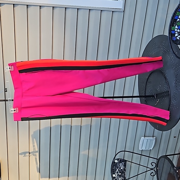 2 piece sweat suit - Picture 2 of 5